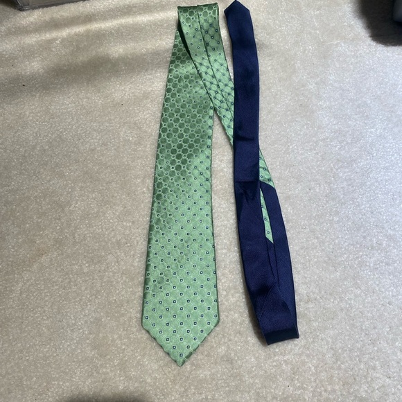 Tommy Hilfiger Green and Navy Tie Set - Picture 1 of 5
